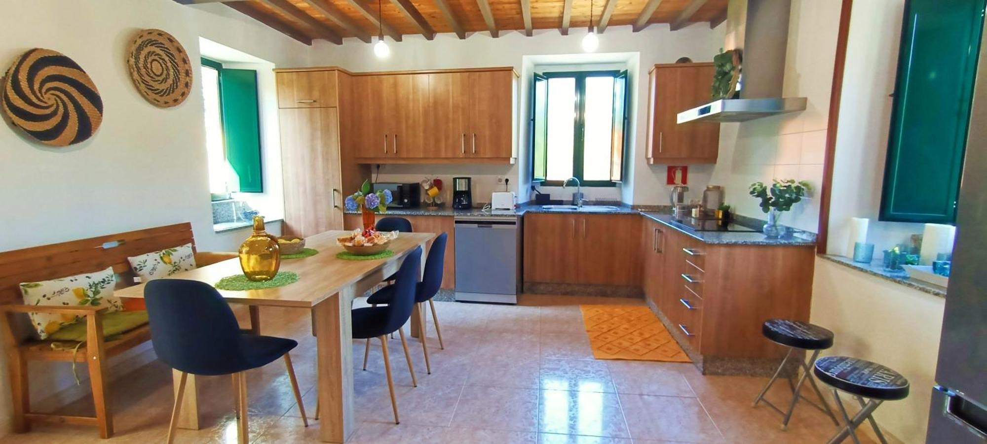 A Casa Do Porto Cerca De Cedeira Y De La Playa De Pantin Hébergement de vacances *